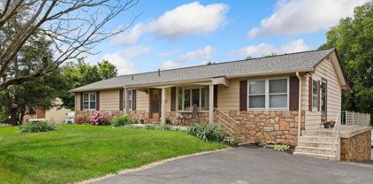 1039 Mount Aetna Rd, Hagerstown