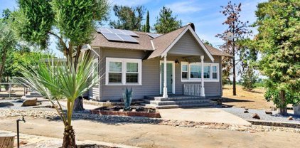 5221 S Reed, Reedley