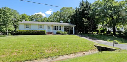 16508 Rolling Tree Rd, Accokeek