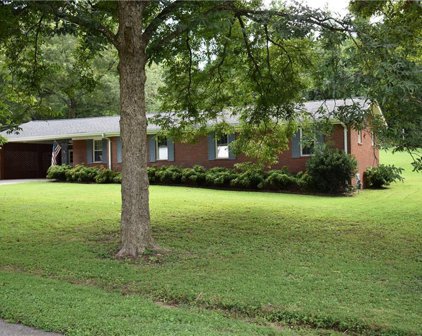 5039 Pleasant View Circle, Oakwood