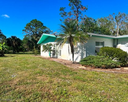 8251 Aviary  Street, North Fort Myers