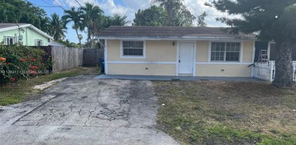 6878 Sw 15th St, North Lauderdale