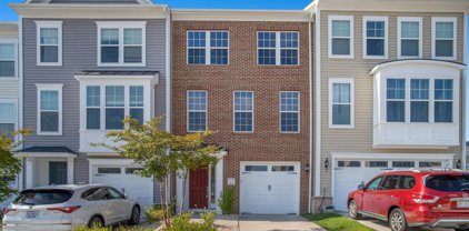 438 Boxelder Dr Unit #105, Stafford