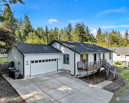 16302 Viking Way NW, Poulsbo