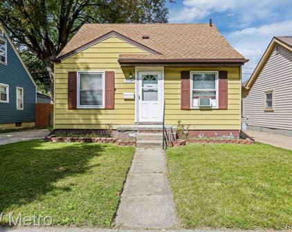 1751 Woodward, Ferndale