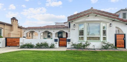 2704 W 83rd St, Inglewood