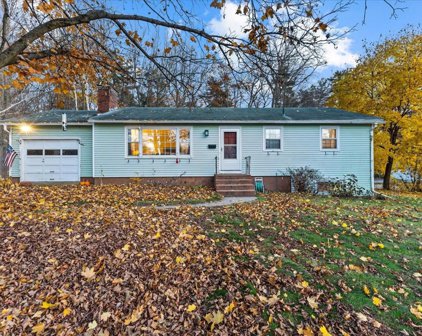 144 Wildwood Drive, Burlington