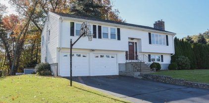 24 Marychris Drive, Hudson