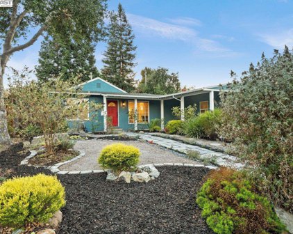 1704 Virginia Ave, Redwood City