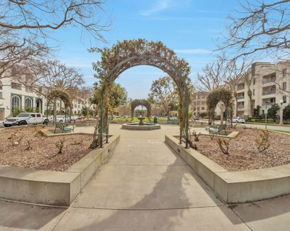 5625  Crescent Unit 126, Playa Vista