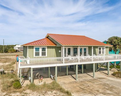 433 W Gorrie Dr, St. George Island