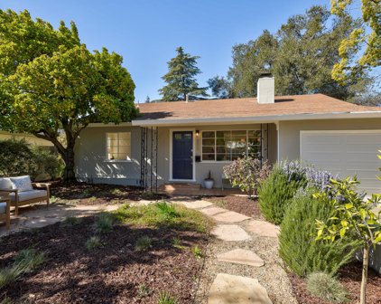 200 Maclane ST, Palo Alto