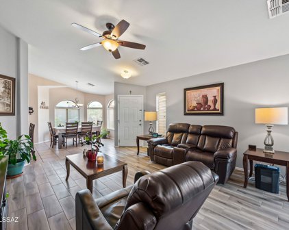 6431 E Garden Stone, Tucson