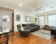 563 W Wildwood Dr, San Antonio image