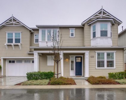 8368 Bluetide WAY, Newark