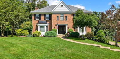 2533 Lindenwood Drive, Franklin Park
