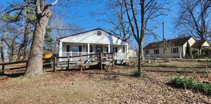 1375 Old Dover Rd, Clarksville