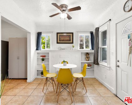 735 E 107th Street, Los Angeles
