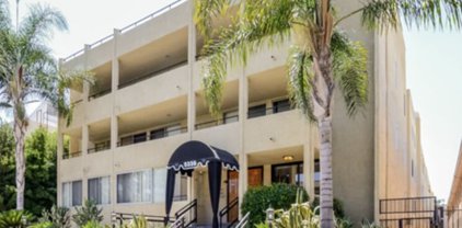 5339  Newcastle Ave Unit 202, Encino