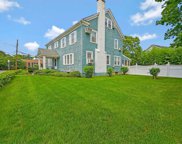 24 Raymond Place, Hewlett image