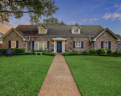 6230 Valley Forge Drive, Houston