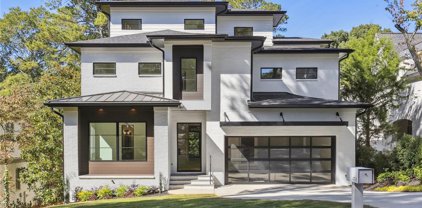 4708 E Conway Nw Drive, Sandy Springs