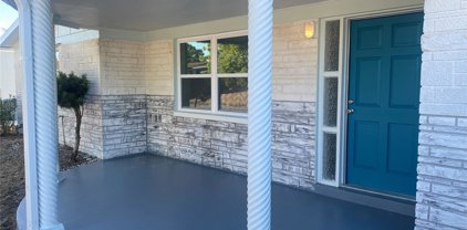 1605 Sentinel Street, Holiday