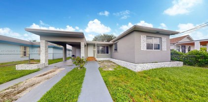 1231 Nw 68th St, Miami