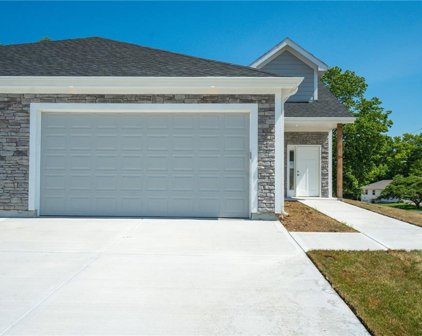 218 Walker Street, Smithville