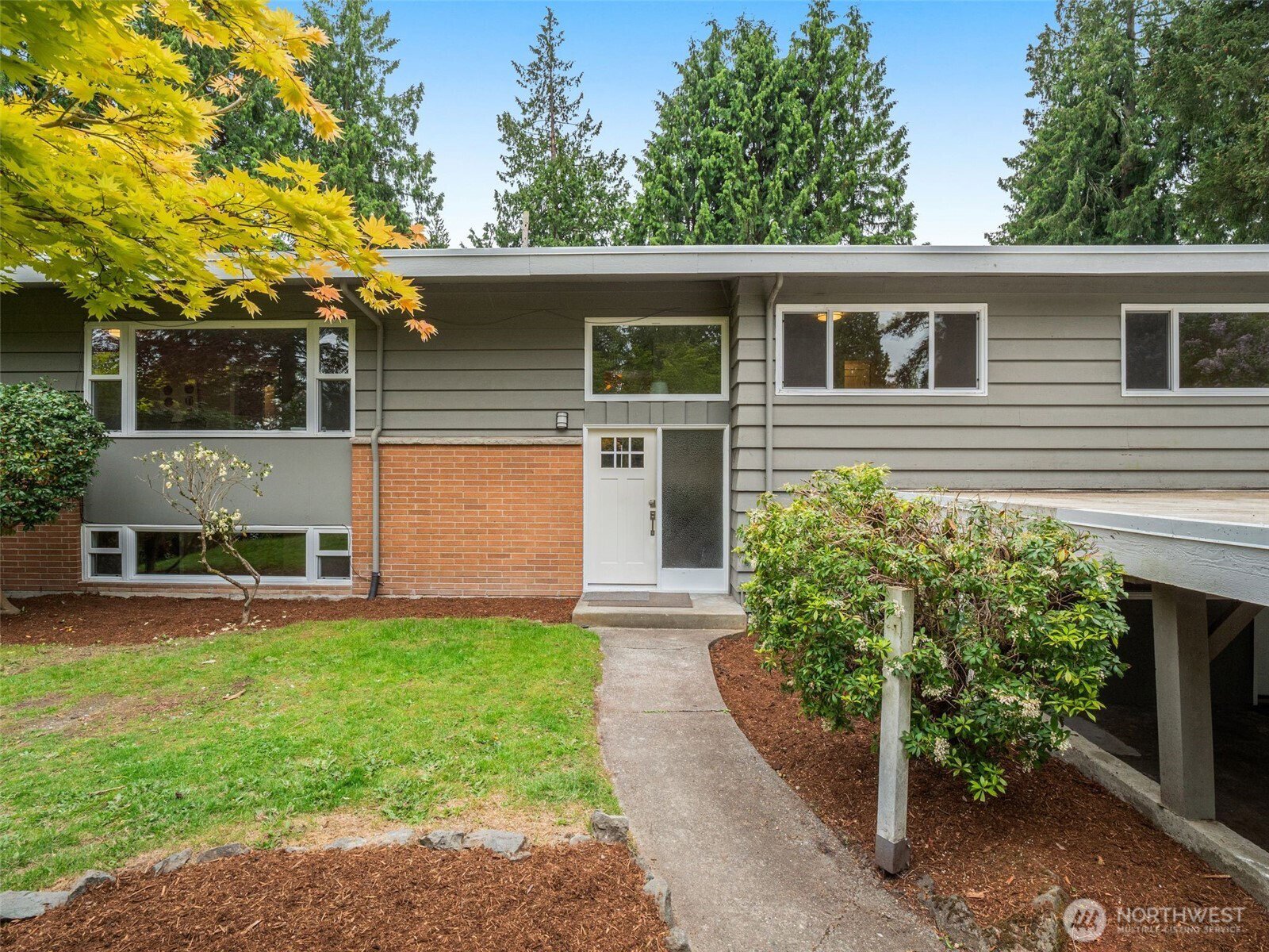 4225 NE 88th Street, Seattle | MLS# 2348446 | Skyline Properties, Inc ...