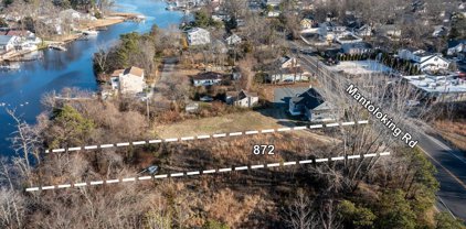 872 Mantoloking Road, Brick