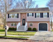 10 Golfview Drive, Neptune Township image