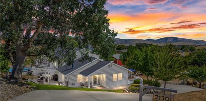 21301 Prospect Avenue, Tehachapi