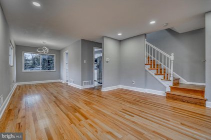 839 Woodbourne Ave, Baltimore