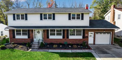62 Rosewood Drive, West Seneca