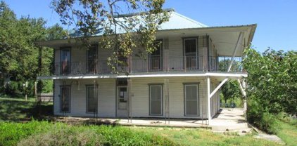 300 W 3rd, Yellville