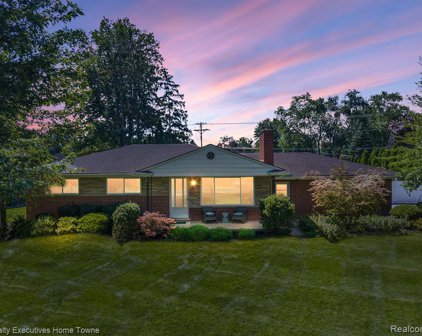 51931 SHELBY, Shelby Twp