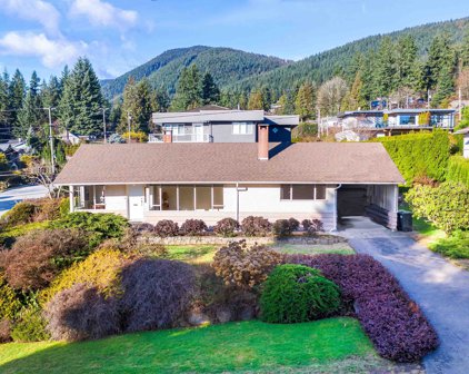 3726 Norwood Avenue, North Vancouver