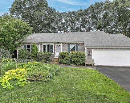 4 Pine Avenue, Barrington