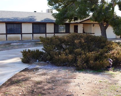 13961 Navajo Road, Apple Valley