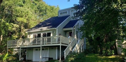 1 Merritt Drive, Hudson