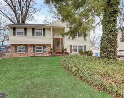 916 Abington Rd, Cherry Hill