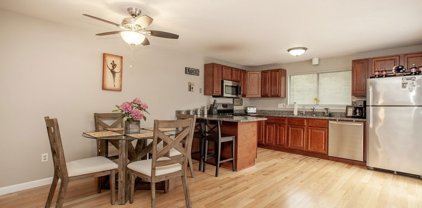 223 Leland Farm Rd Unit 223, Ashland