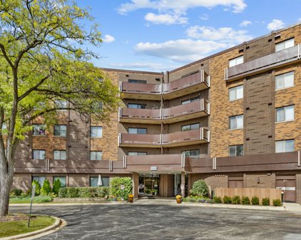 850 Wellington Avenue Unit #301, Elk Grove Village
