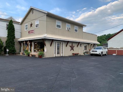 160 N Washington St, Berkeley Springs