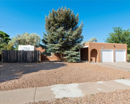 2910 Corte Del Pozo, Santa Fe