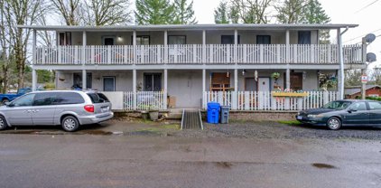 210 NE 5th Av