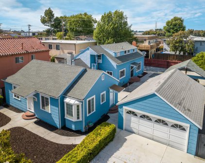 3225 Hoover ST, Redwood City