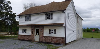 430 E Baltimore St, Taneytown