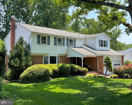 8005 Langbrook Rd, Springfield